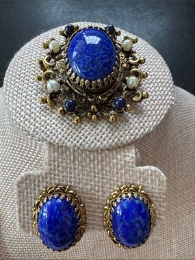 VTG Gold-Tone Faux Lapis & Pearl Brooch Pendant and Clip On Earrings Set